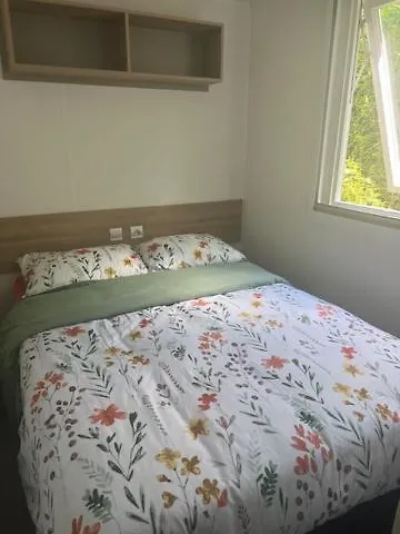 Mobil Homme 3 2 Salle D Eau Aux Charmettes Camping Les Mathes