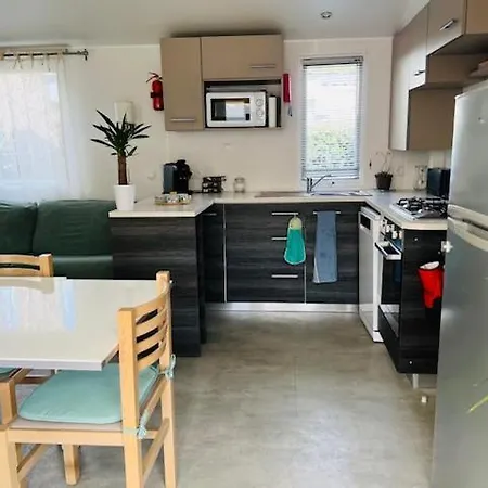 Mobil Homme 3 2 Salle D Eau Aux Charmettes *