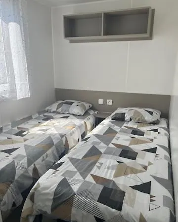 Mobil Homme 3 2 Salle D Eau Aux Charmettes אתר קמפינג *