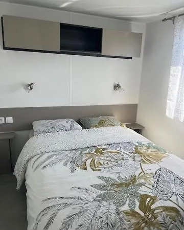 אתר קמפינג Mobil Homme 3 2 Salle D Eau Aux Charmettes לס מתה