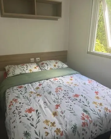 Mobil Homme 3 2 Salle D Eau Aux Charmettes Κάμπινγκ Les Mathes